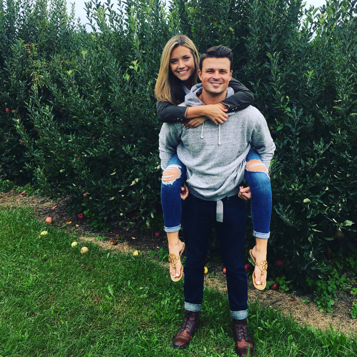 Apple Picking
Marion, OH 2018