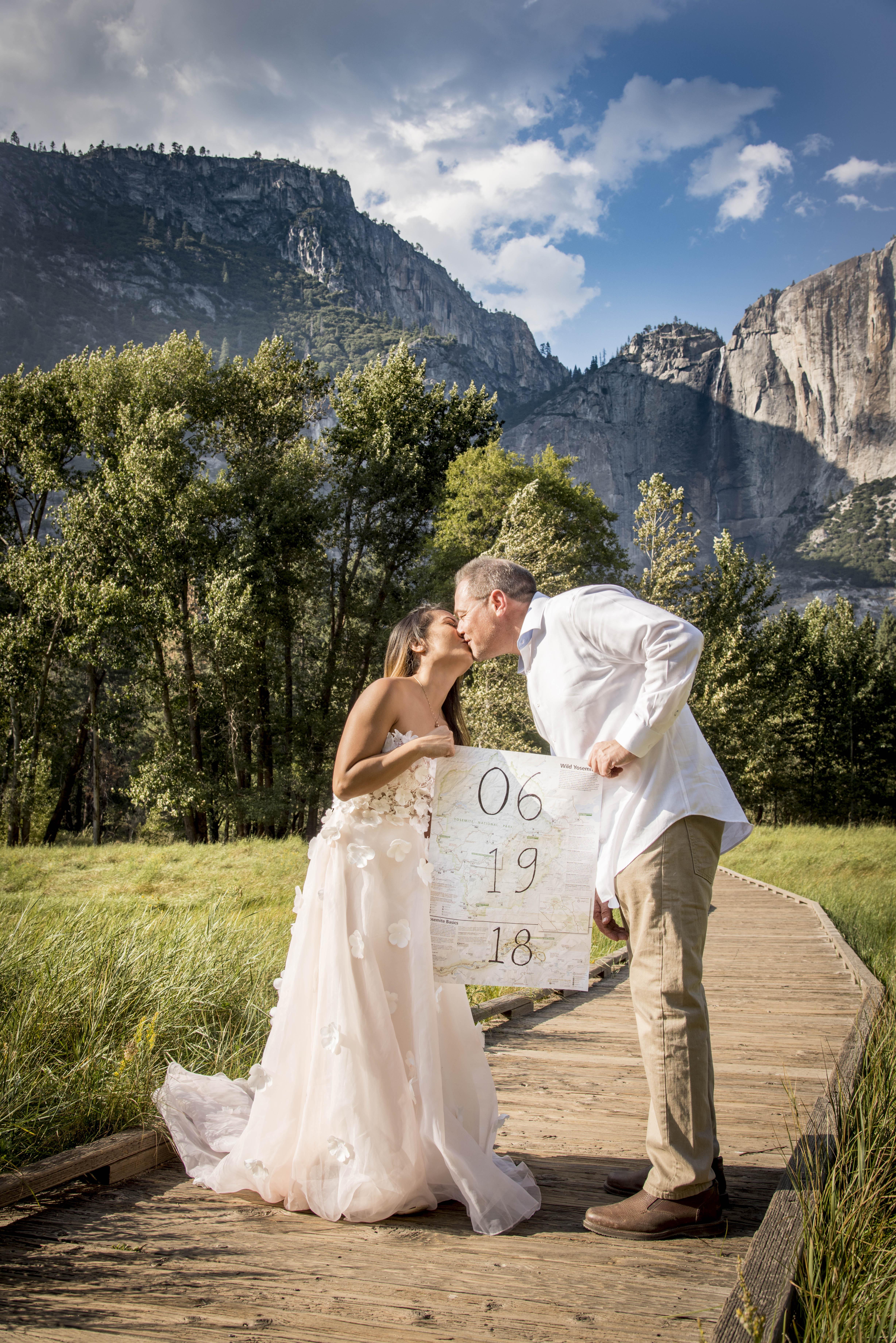 The Wedding Website of Erzi Kho and Dave Chaplin