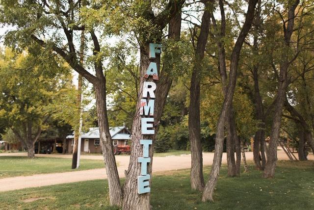 The Wedding Website of Lauren Hanley and Zachary Morlan