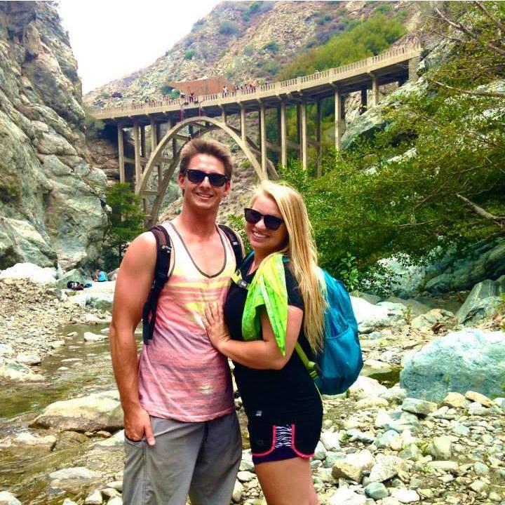 Bridge to Nowhere Hike