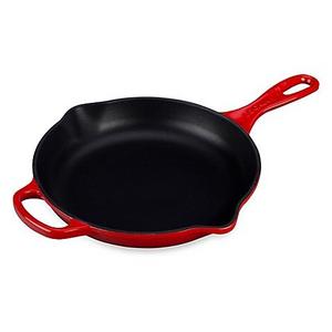 Le Creuset® Signature 9-Inch Iron Handle Skillet