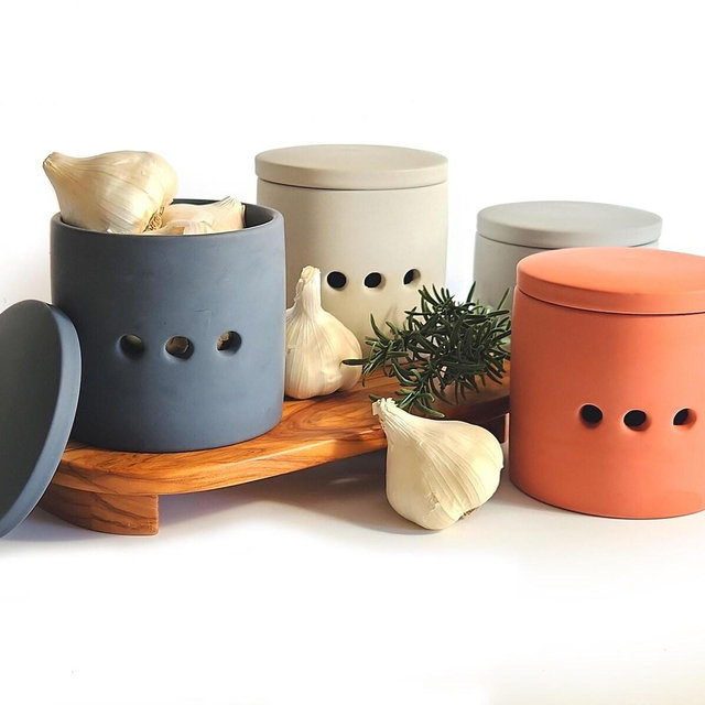 Handmade Garlic Keeper - Garlic Storage Jar with Lid
