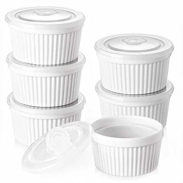 DOWAN Ramekins with Lids 6 oz Oven Safe, Creme brulee Souffle Ramekins with Covers, Porcelain White Ramekins for Baking, Stackable, Set of 6