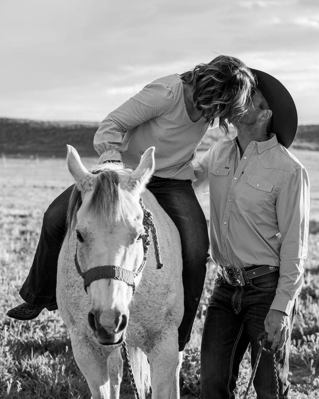 The Wedding Website of Jorgiea Raftopoulos and Luke Weeldreyer