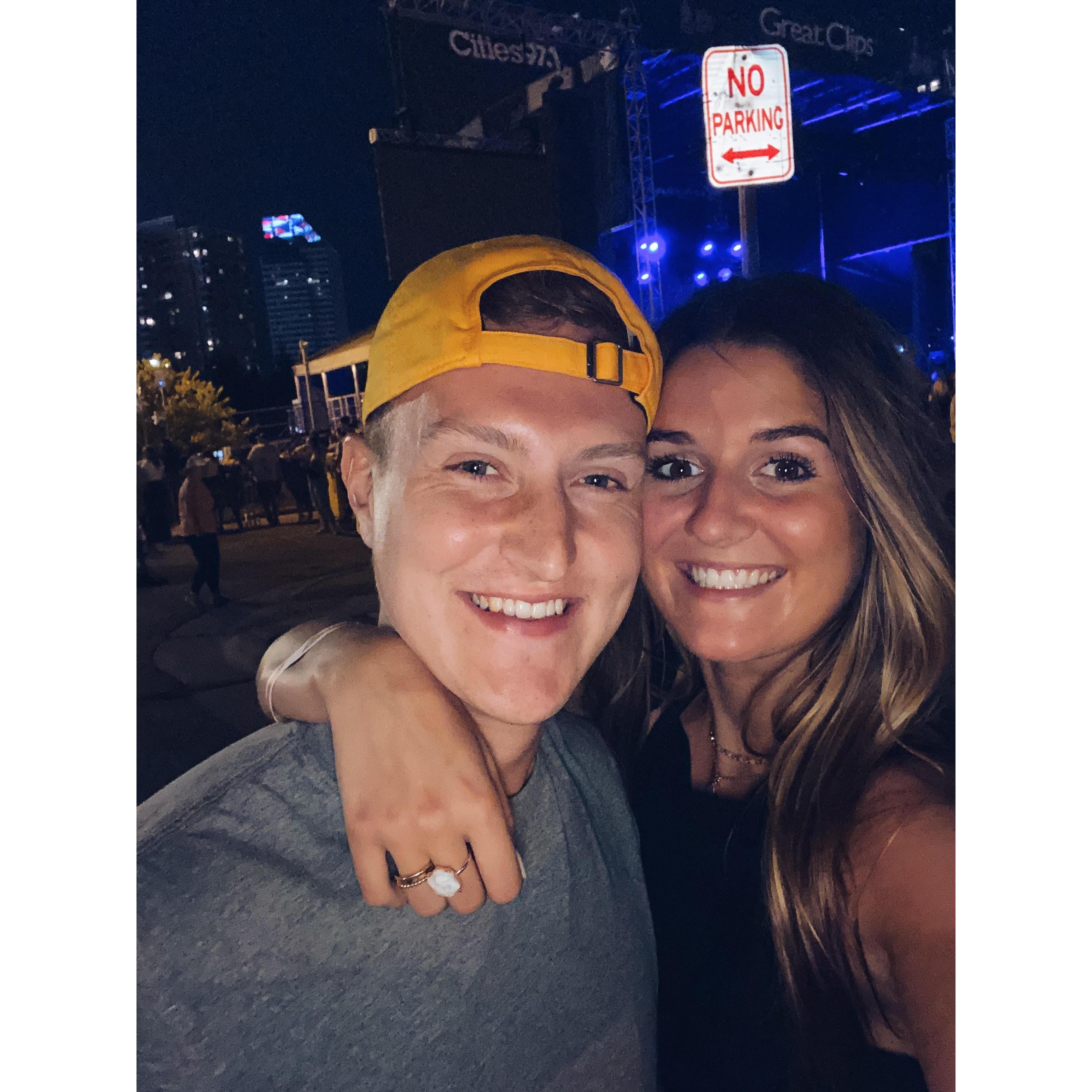 Zach Bryan concert round 1