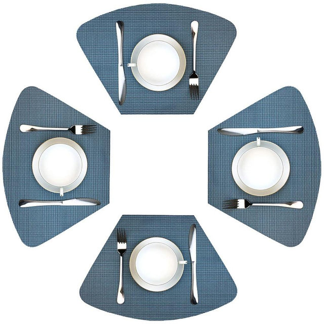 WAZAIGUR Wedge Placemats for Round Table Set of 4 Woven Vinyl Washable Placemat for Dining Table Heat Resistant Durablity Table Mats,Blue