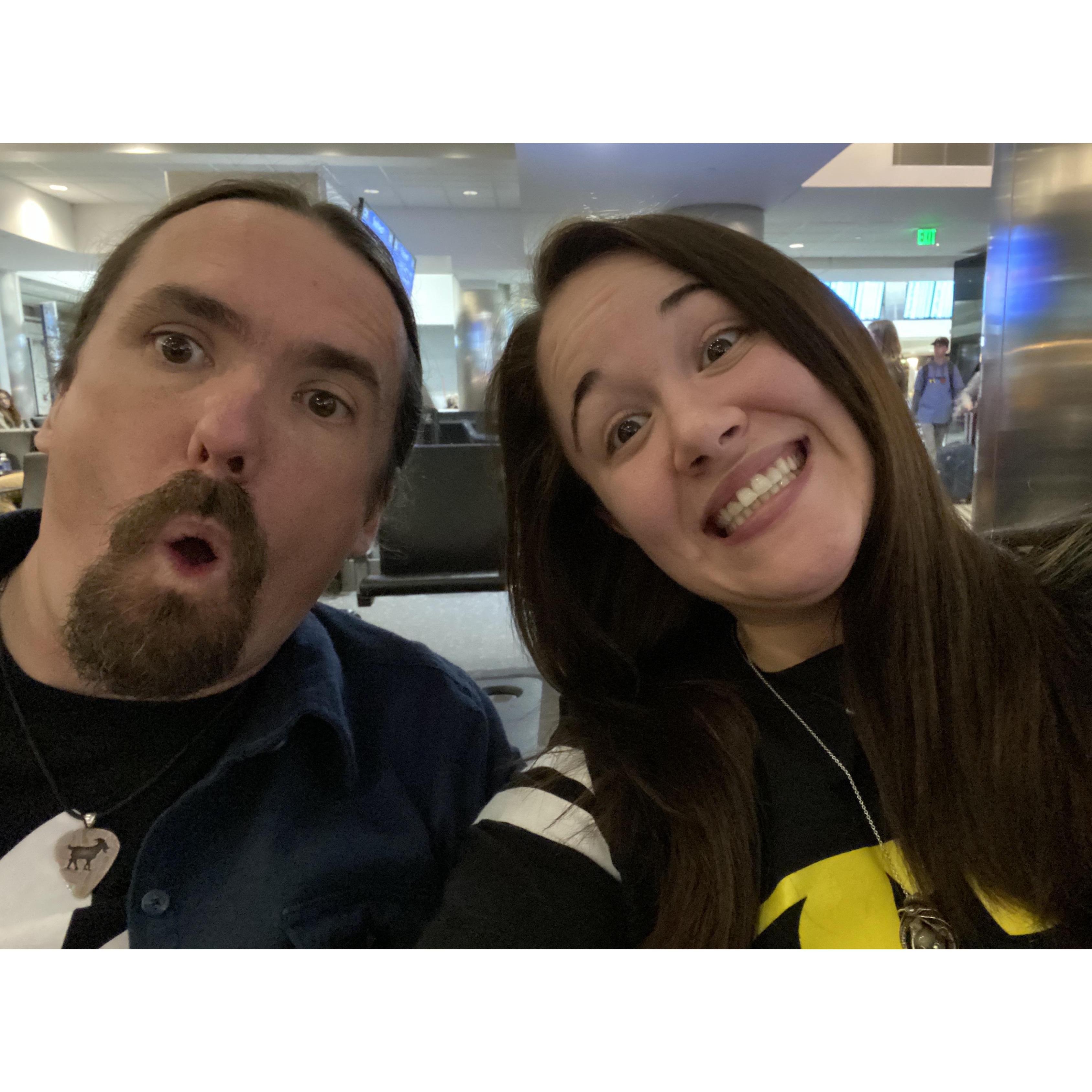 Airport Selfies!!