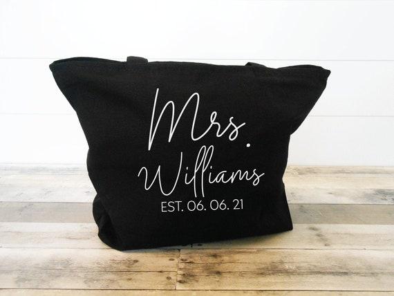 Bride Tote Bag, Personalized Bride Bag, Wedding Gift, Bridal Shower Gift, Gift For Bride, Bridal Gift, Honeymoon Gift, Wedding Date Tote