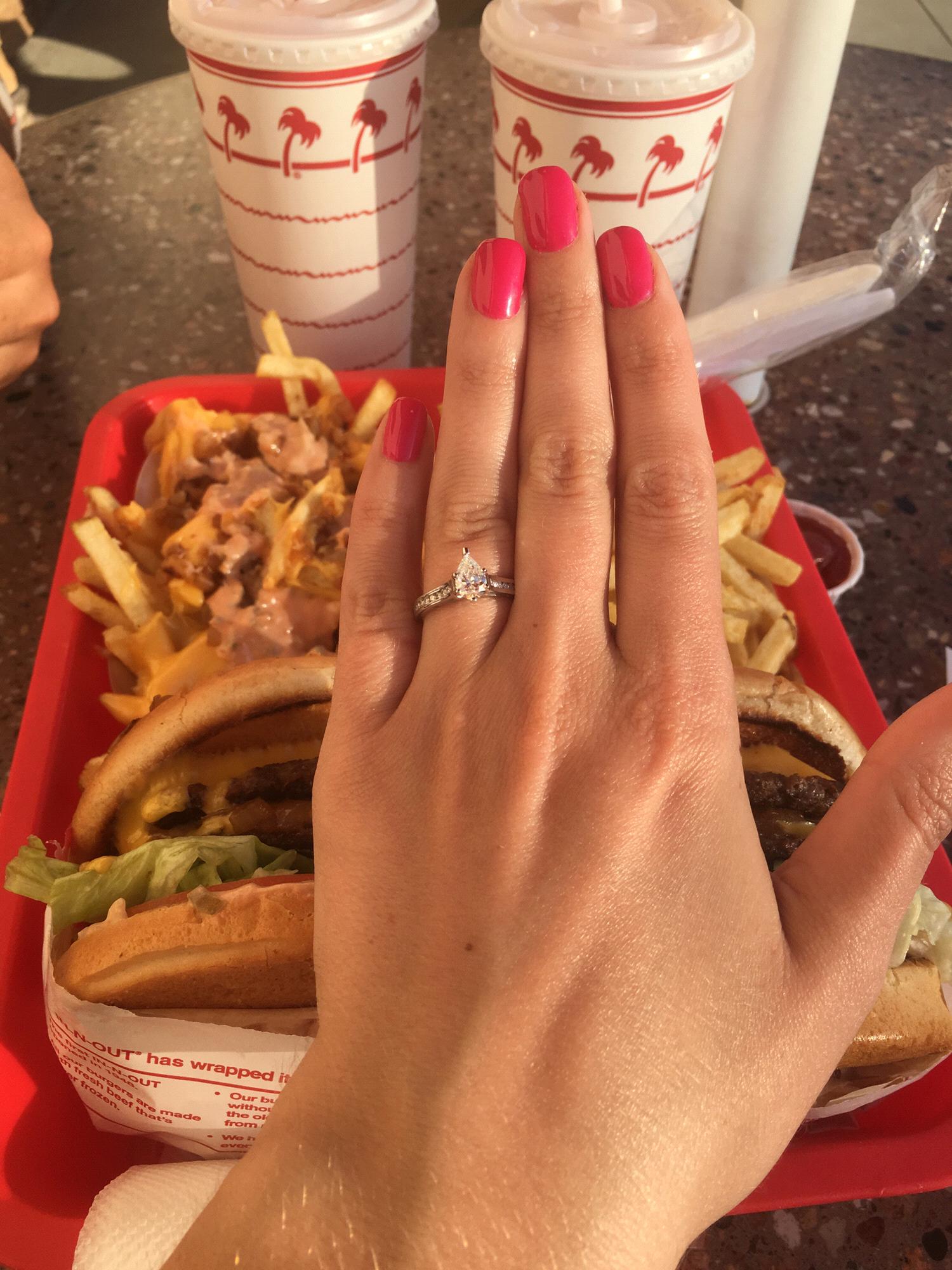 Engagment in n out 2017
