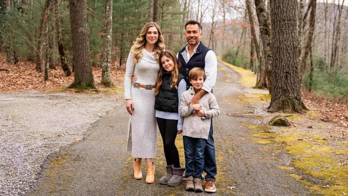 The Wedding Website of Oscar Torres and Aubrey Hall