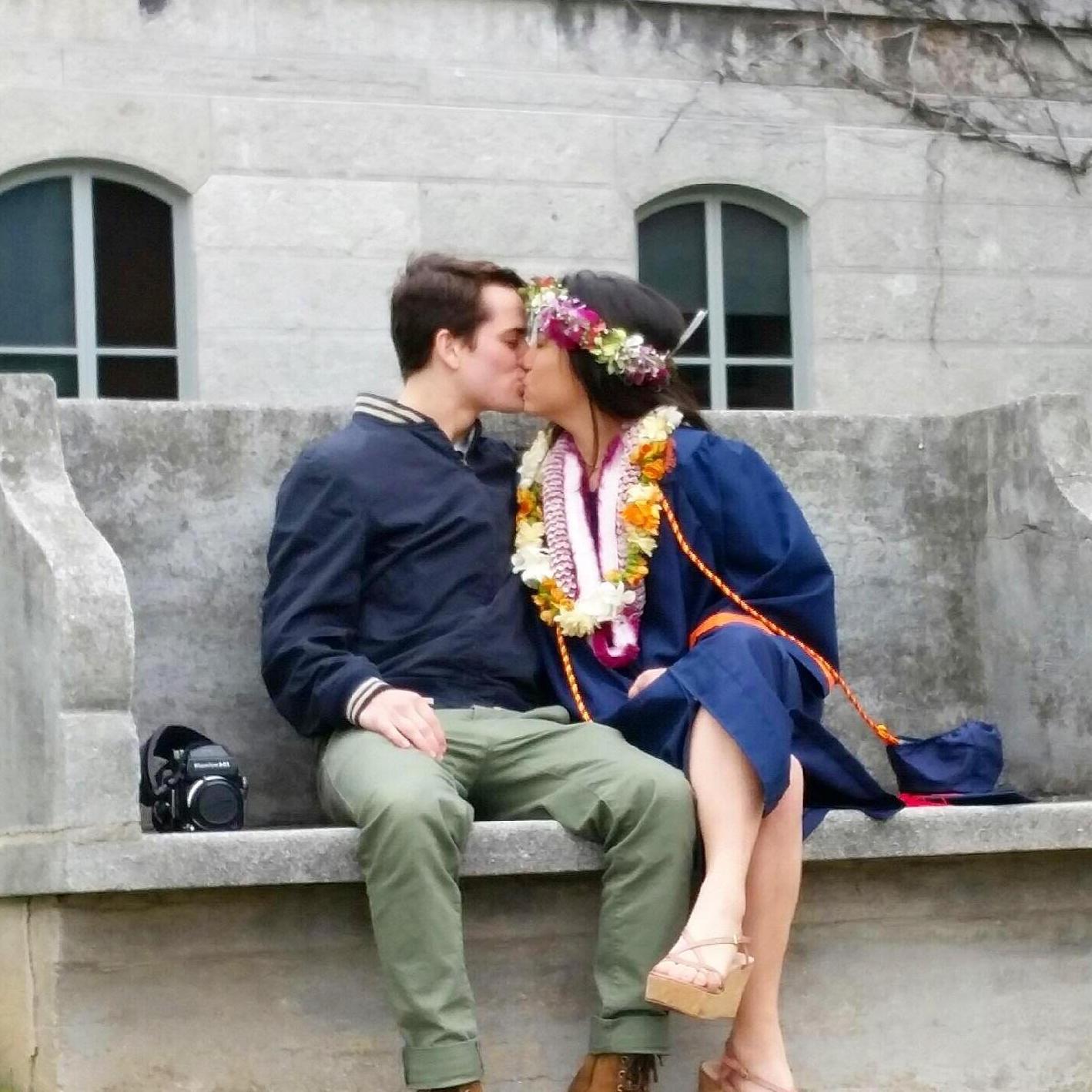 Legend has it that if you kiss your significant other on this bench at Syracuse University, you will one day be wed, and Lauren and Bill were happily able to make this old fairy tale come true!