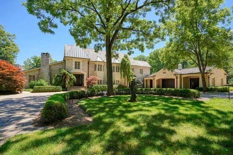 The Wedding Website of Sydney Parsons and Nathan Wright