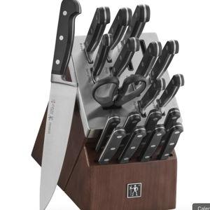 Classic 20-pc, Self-Sharpening Knife Block Set | Henckels US