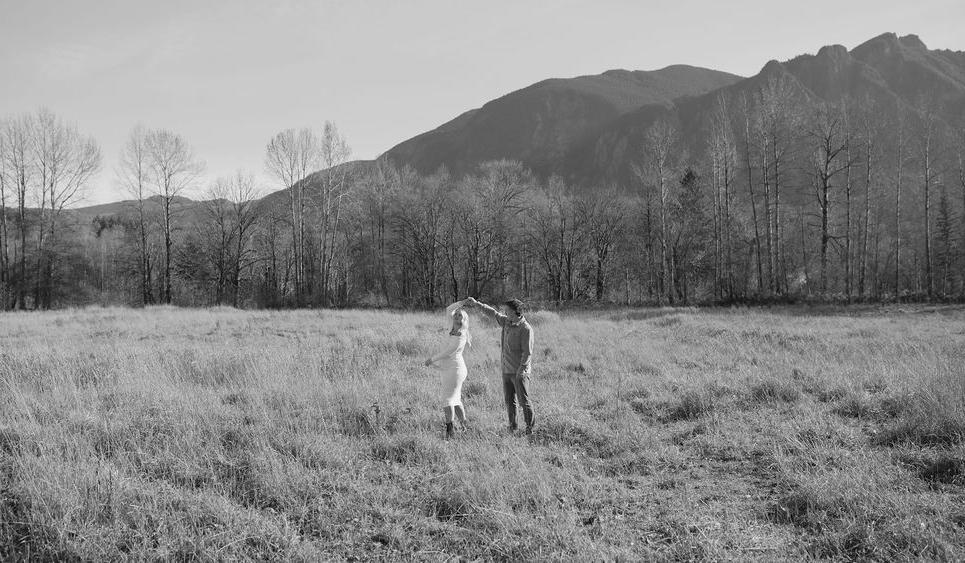 The Wedding Website of Jessica Troseth and Justin Weiding
