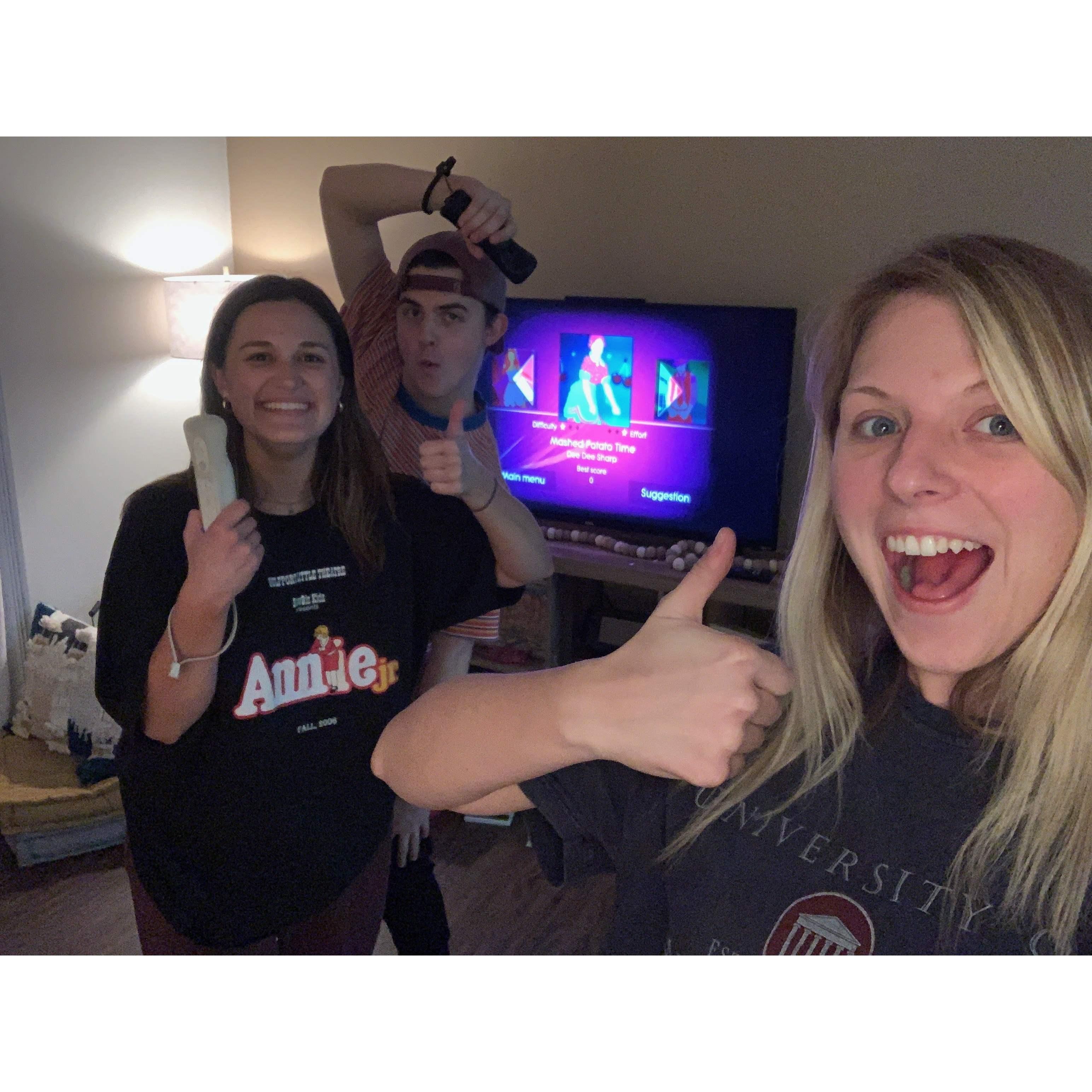 JUST DANCE BABY. Grace beats Ryan every time!
