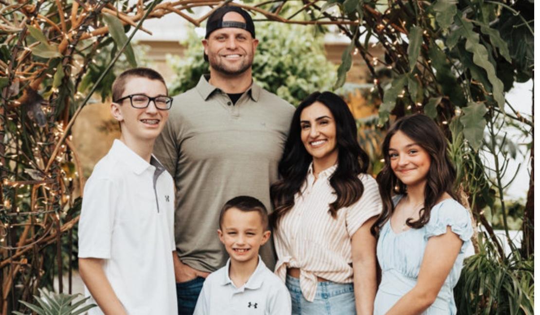 The Wedding Website of Toni Cisneros and Jared Maughan