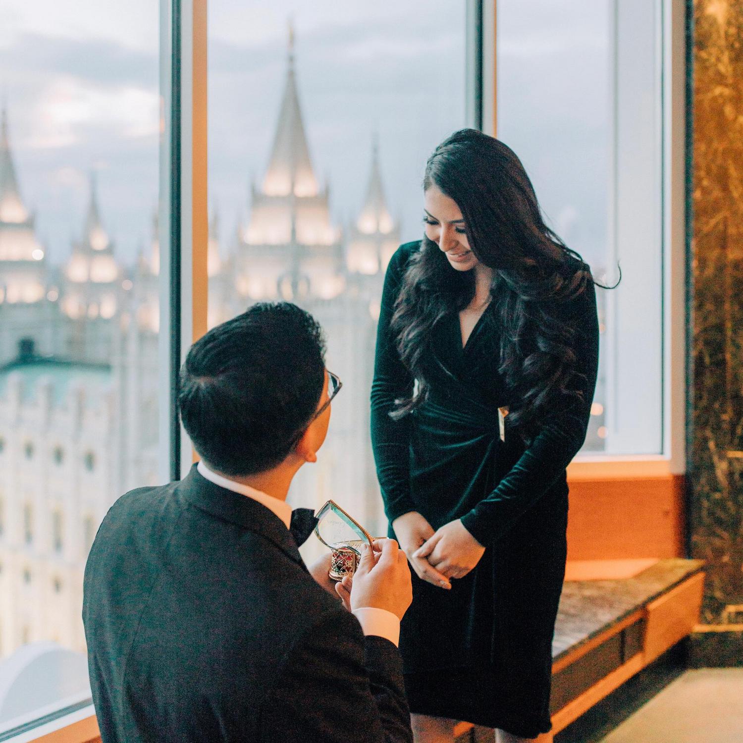 Our dreamy engagement at The Roof restaurant in Salt Lake City, Utah 💍