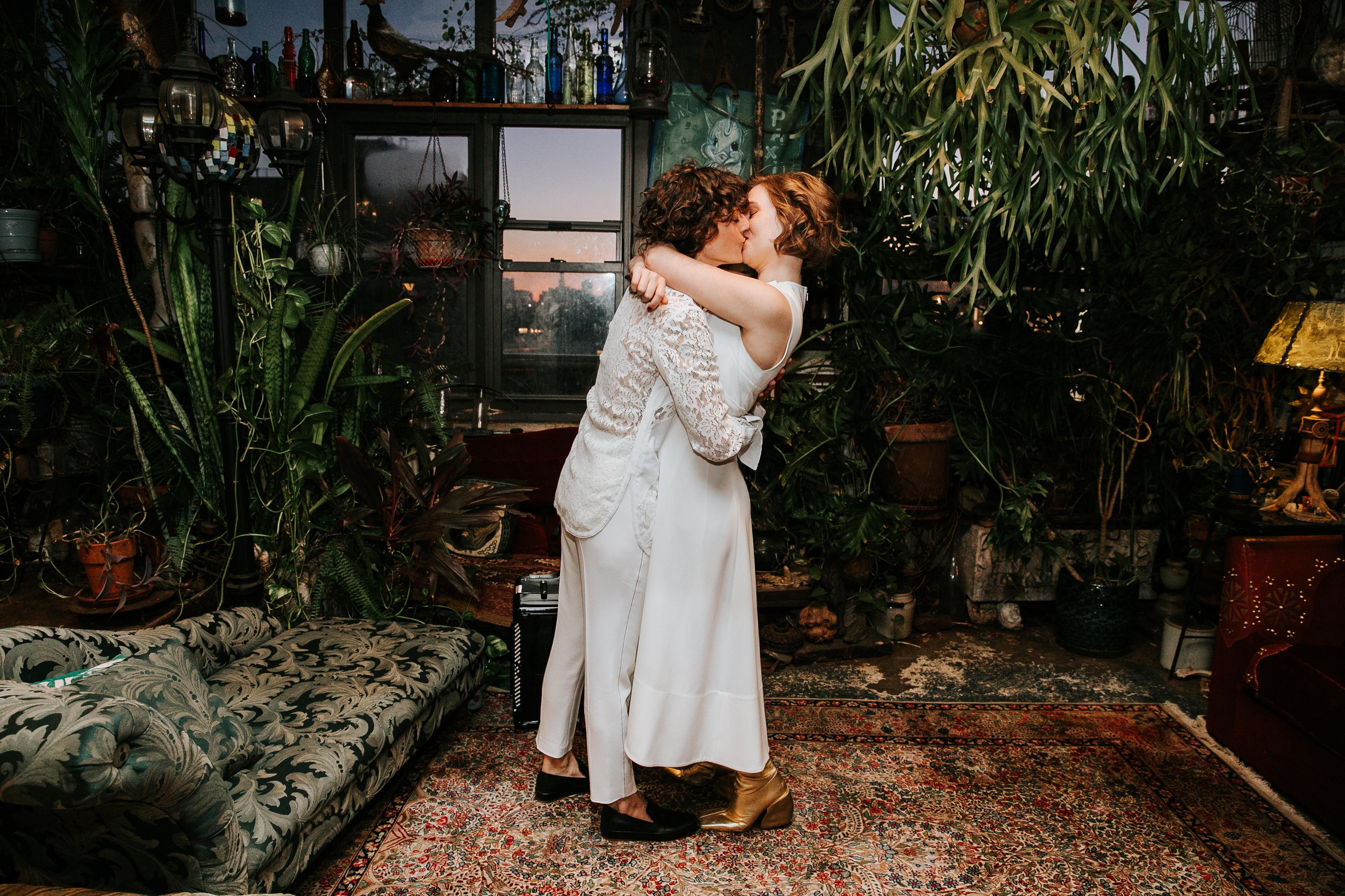 The Wedding Website of Gabrielle Korn and Wallace May