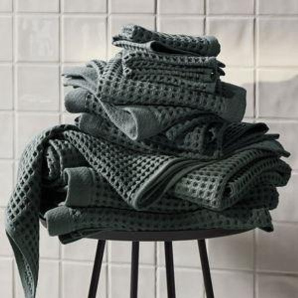 Dreamweave Waffle Bath Sheet Bundle Botanical Green