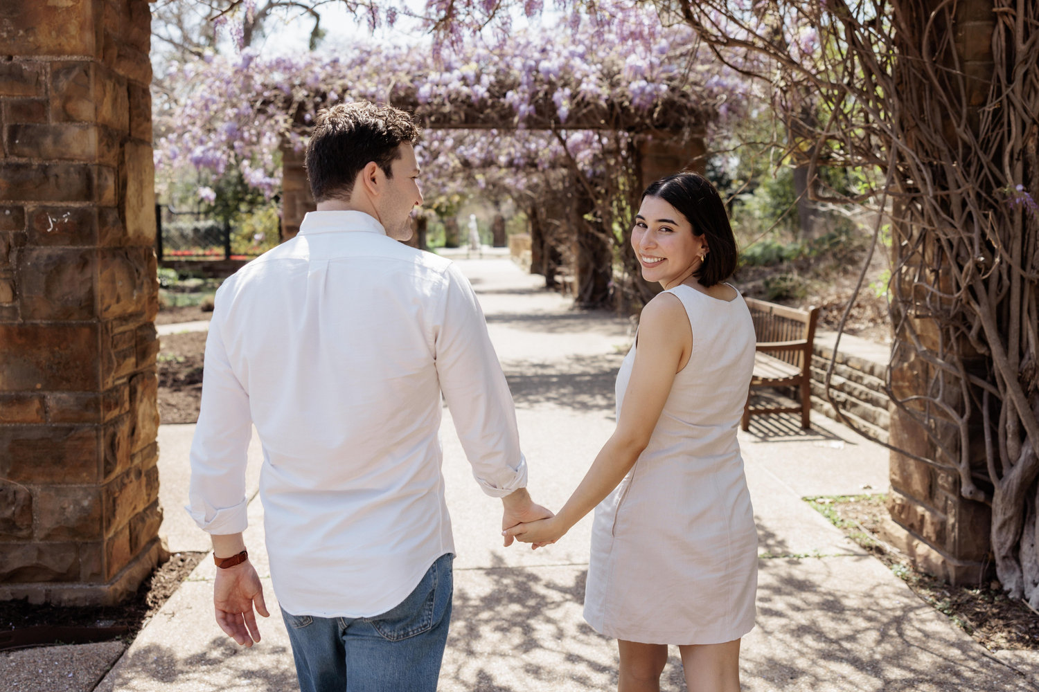 The Wedding Website of Cristina Reyna and Gabriel Kupovics