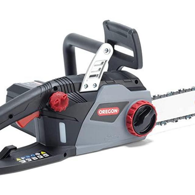 Oregon CS1400 15 Amp Electric Chainsaw, Powerful Electric Saw with 16-Inch Guide Bar, ControlCut Saw Chain (603349)