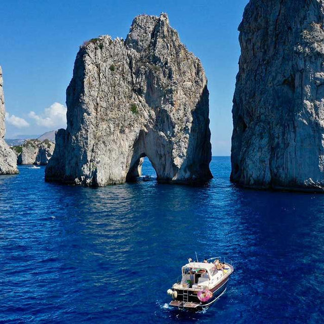 Boat Day in Capri