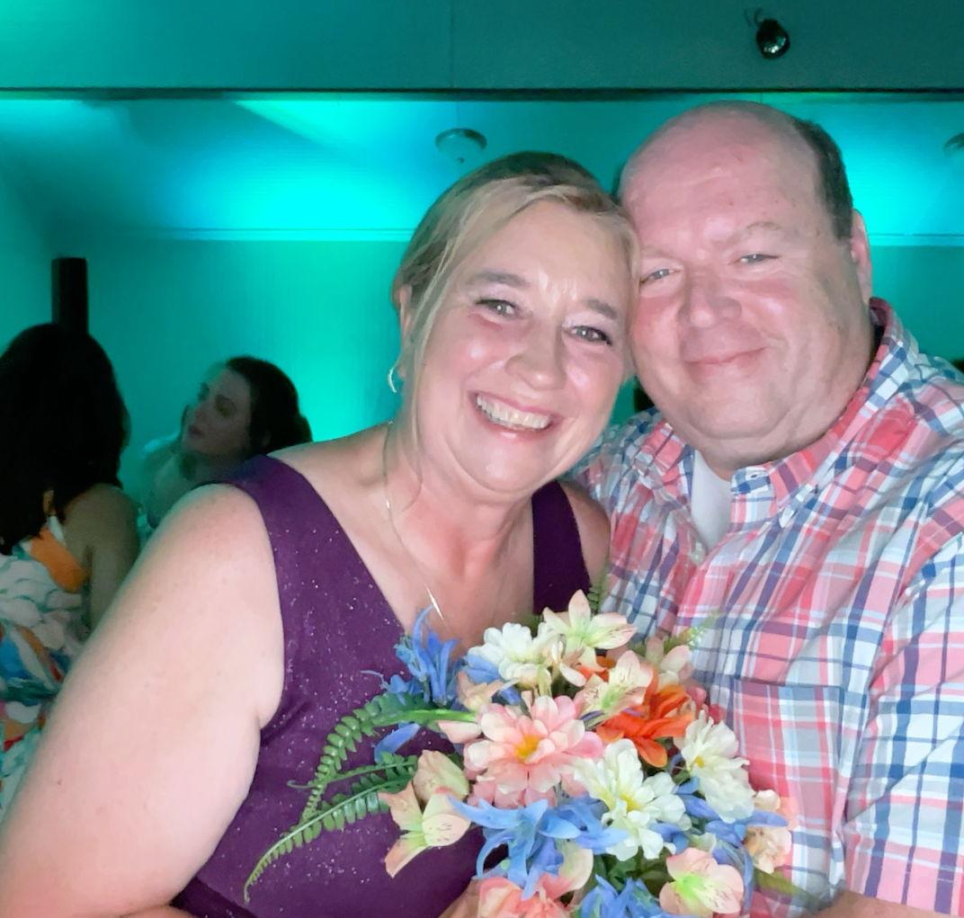 The Wedding Website of Donna Moore and Michael Logsdon