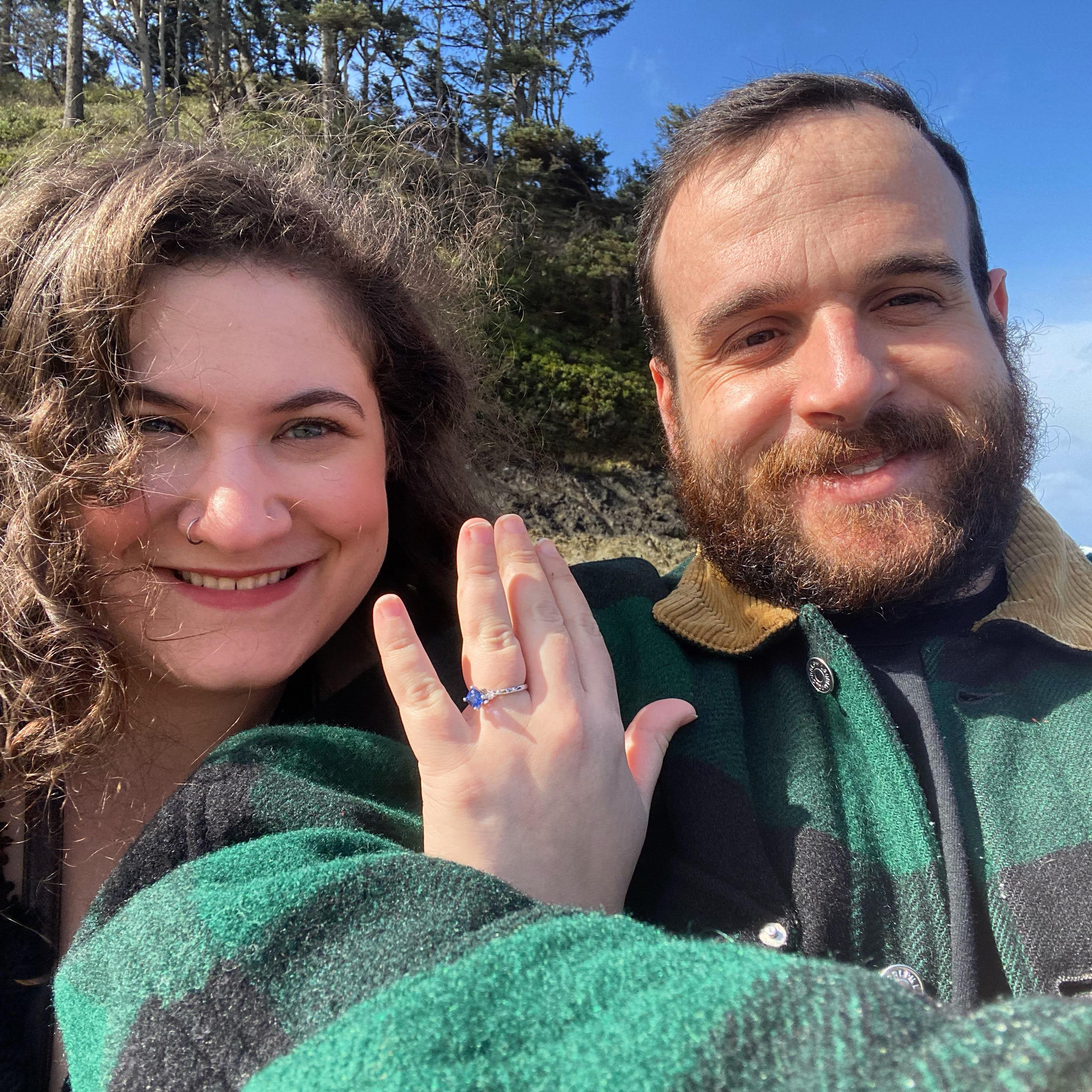 She said Yes! - At Proposal Rock in Oregon
