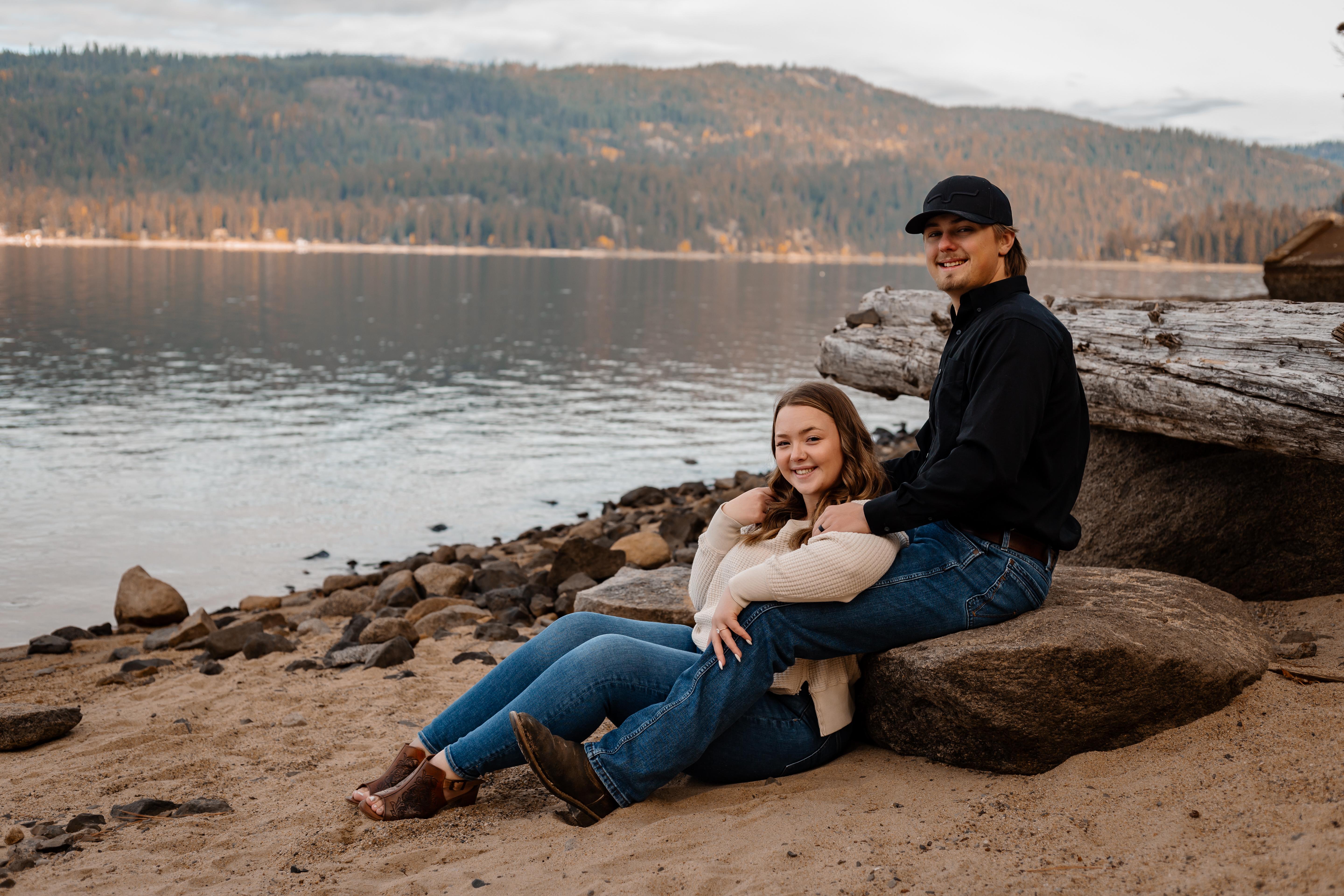 The Wedding Website of Elizabeth Danielson and Braxton Stoops