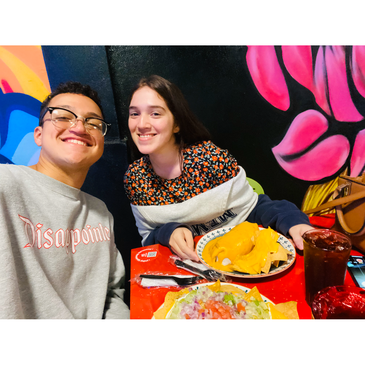 En la de nosotros jajajajaj ¡comiendo!