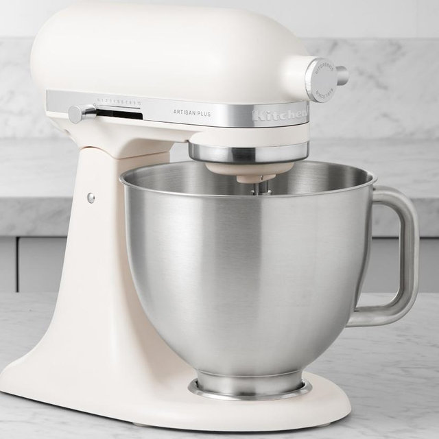 KitchenAid® Artisan Plus Stand Mixer, 5-qt - Medallion Silver, 5-qt