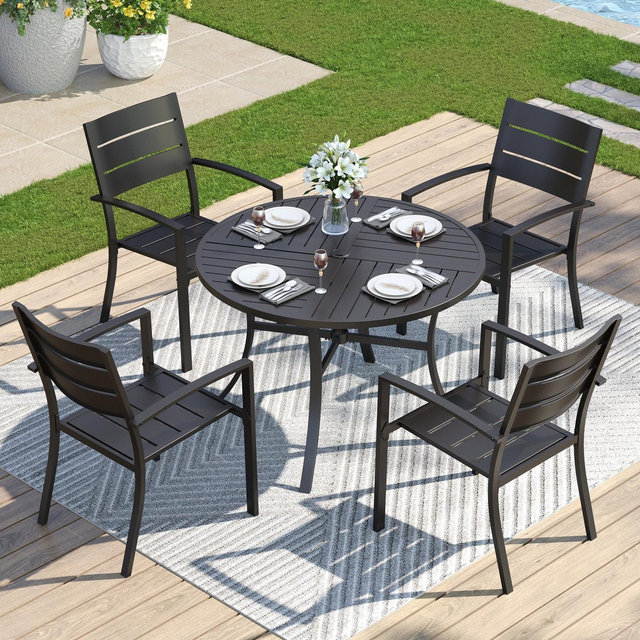 Captiva Designs 5pc Patio Slat-top Black Round Steel Dining Table & Metal Chairs with Stripe Back