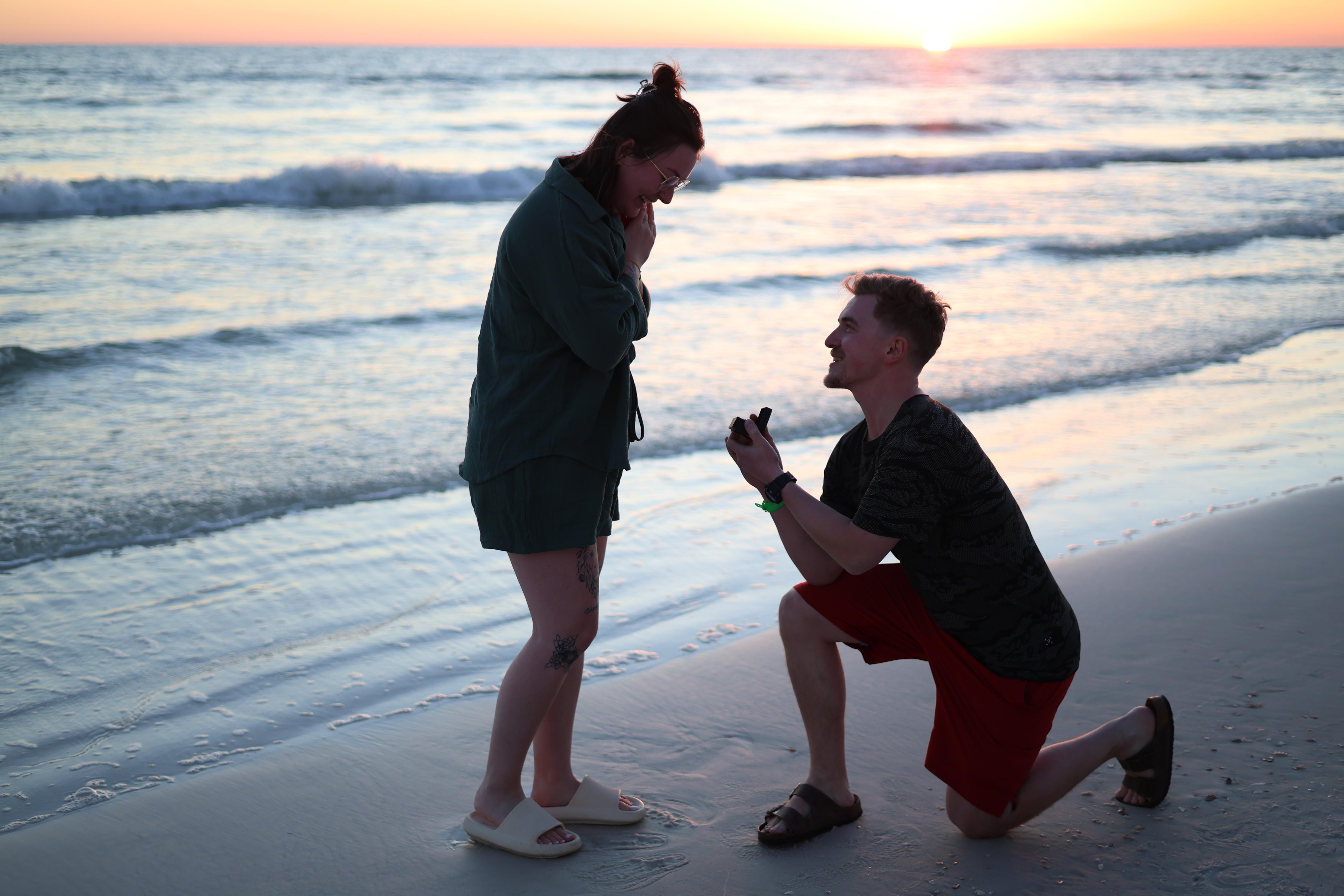 The Wedding Website of Amanda Holmgren and Mitchell Droogsma