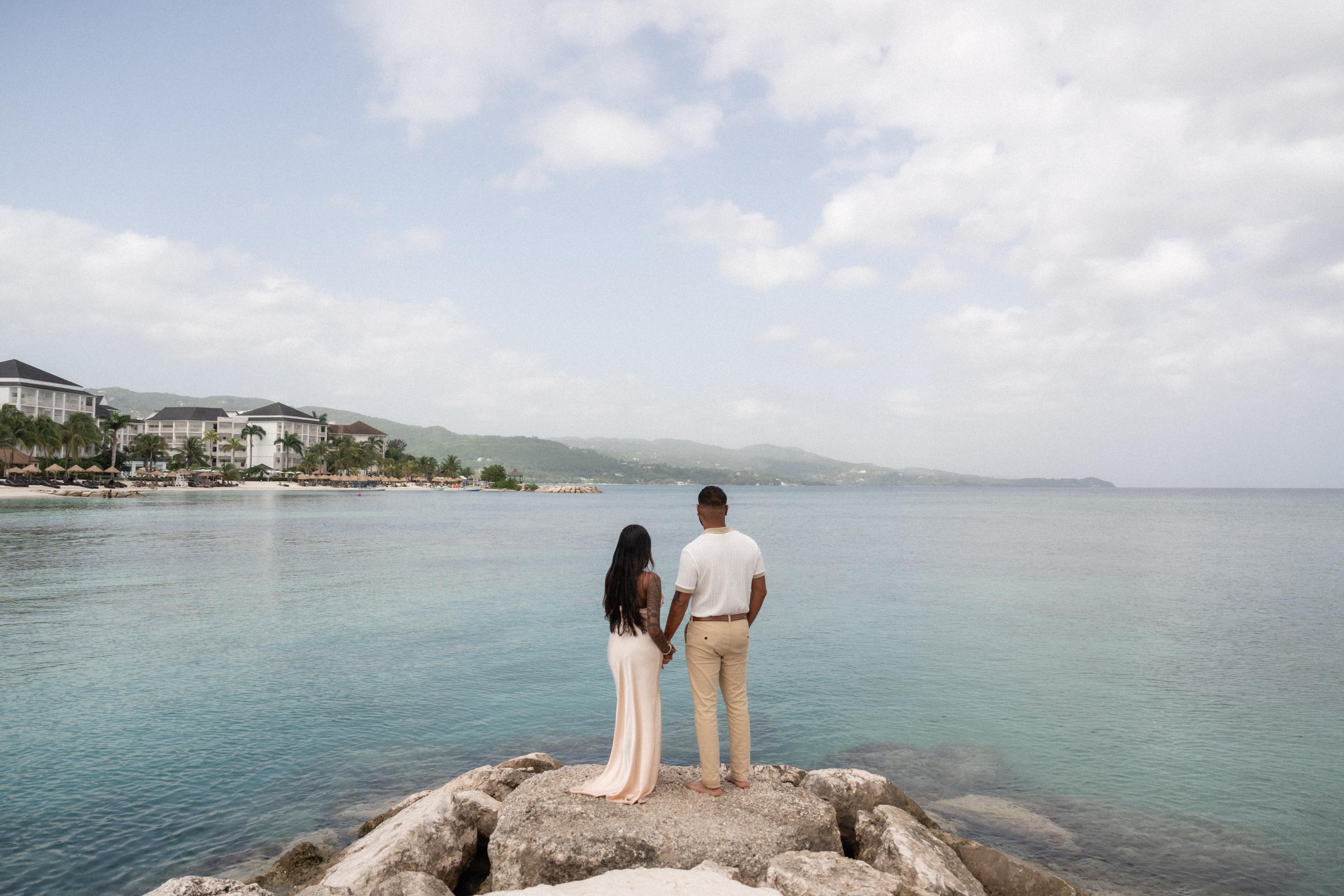 The Wedding Website of TJ Sreekrisenjee and Naveena Shamkarran