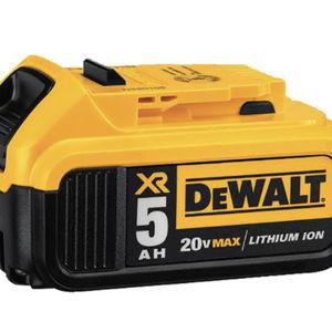 DEWALT - 20V MAX* Premium XR 5Ah Lithium Ion Battery DCB205