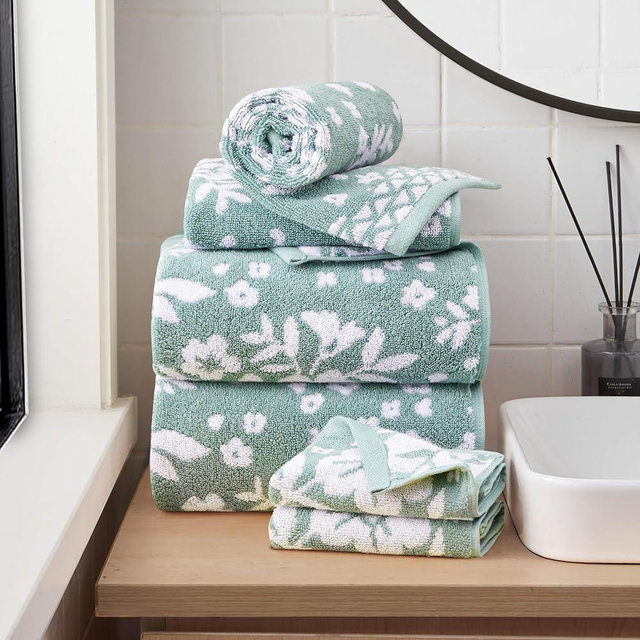 Lucky Brand Folk Floral 6 Piece Bath Towel Set - (2) Bath Towels, (2) Hand Towels, and (2) Washcloths - Iceberg Green Premium Bathroom Towel Set