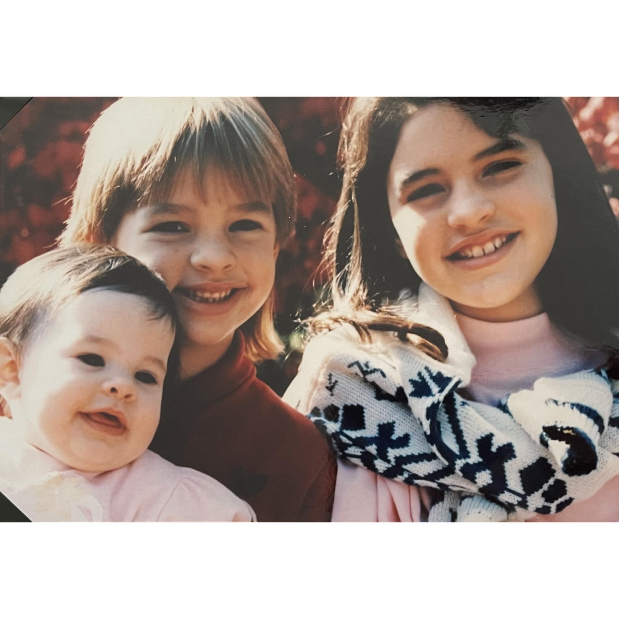 Ali and her sisters, Emmy and Kate.