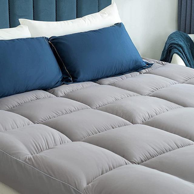 Mattress Topper Queen Cooling Mattress Pad Extra Thick Bed Topper Plush Pillow Top Hotel Quality Down Alternative Mattress Topper for Queen Bed, Grey