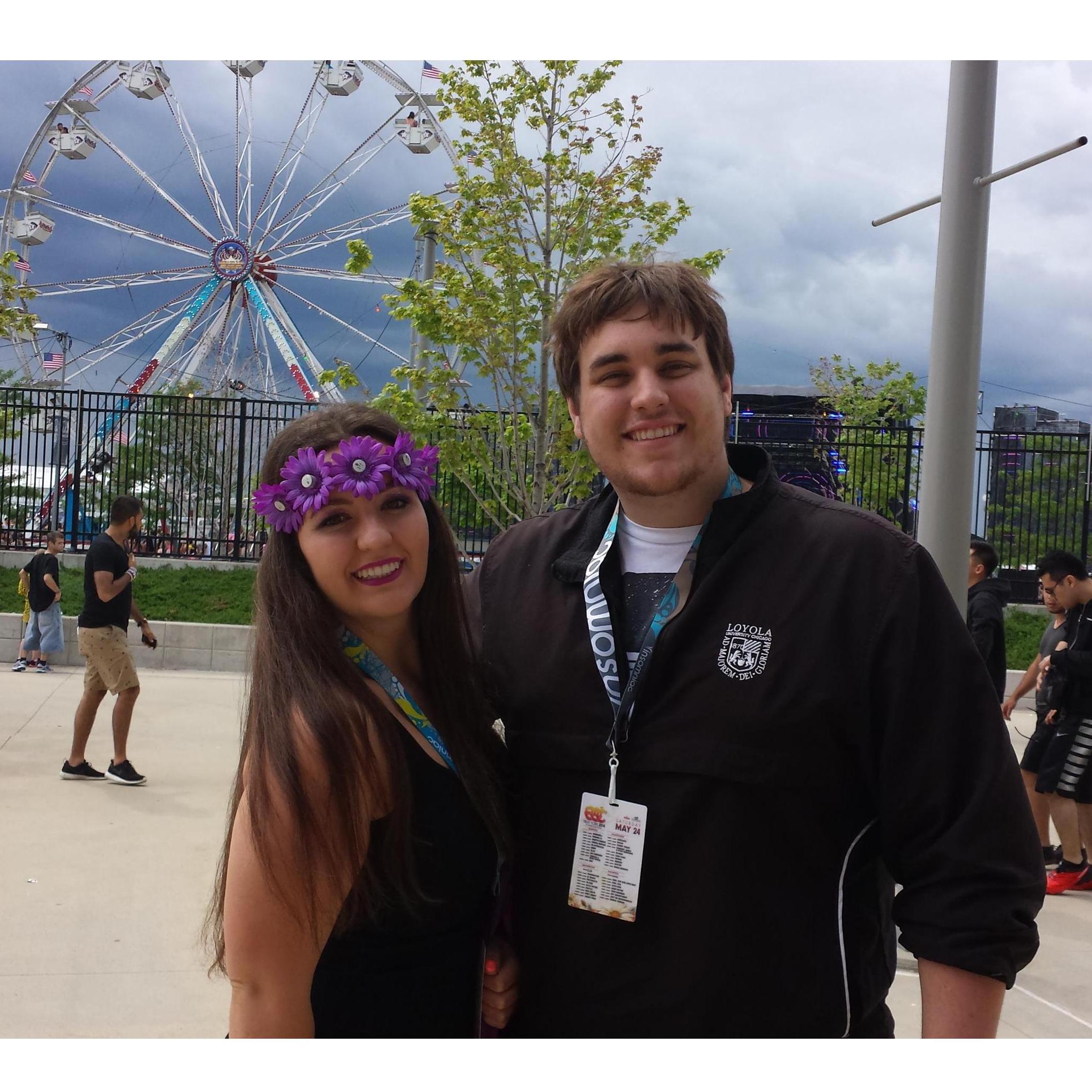 May 2014: Tyler first moves in with Joanna in Maryland!

Maj 2014: Tyler po raz pierwszy wprowadza się do Asi w Maryland!