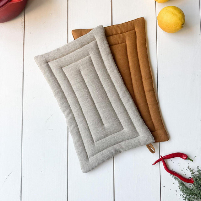 Doube sided rectangular shape Linen trivet in different colors/Quilted pot holder/linen hot pad/Heat resistant linen trivet