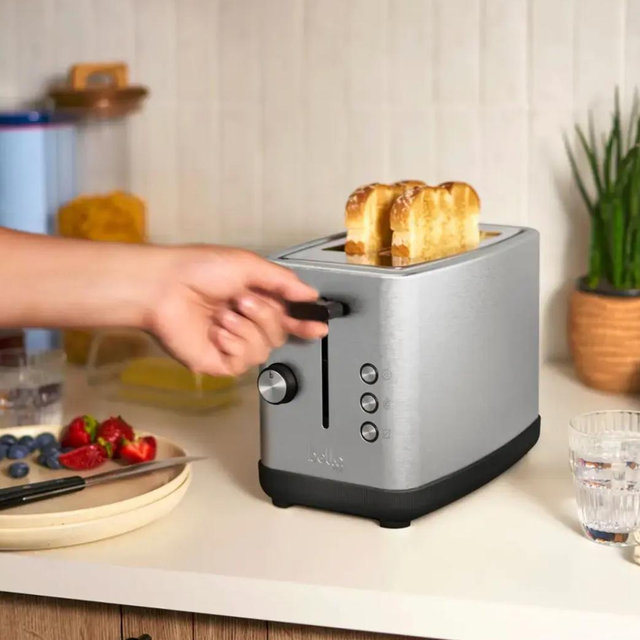 bella PRO - 2-Slice Toaster with Extra Wide Slots - Stainless Steel