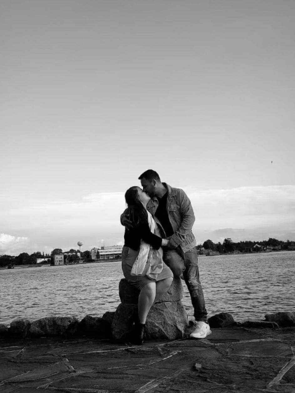 The Wedding Website of Brenda Pulgarin and Carlos Valencia