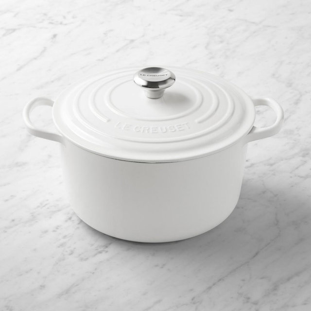 Le Creuset Enameled Cast Iron Signature Deep Round Oven, 6 1/2-Qt., White