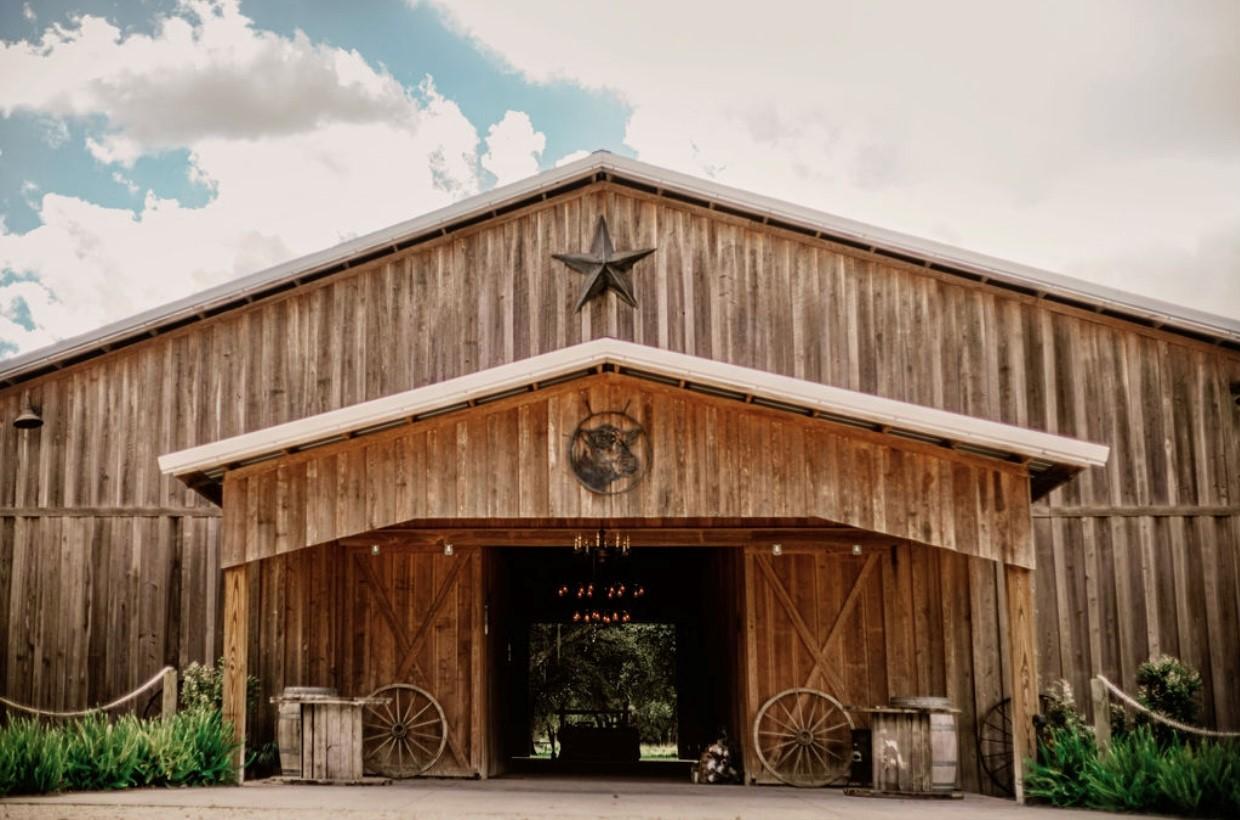 The Wedding Website of Alexandra Gonzalez and Jordan Gavitt