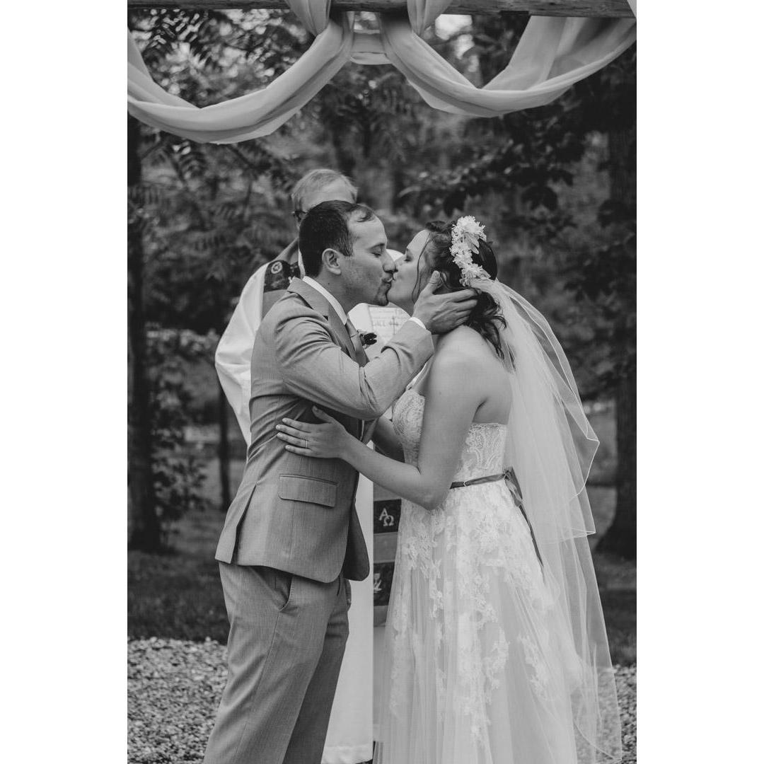 You may now kiss the bride (and the bride can kiss the groom)!