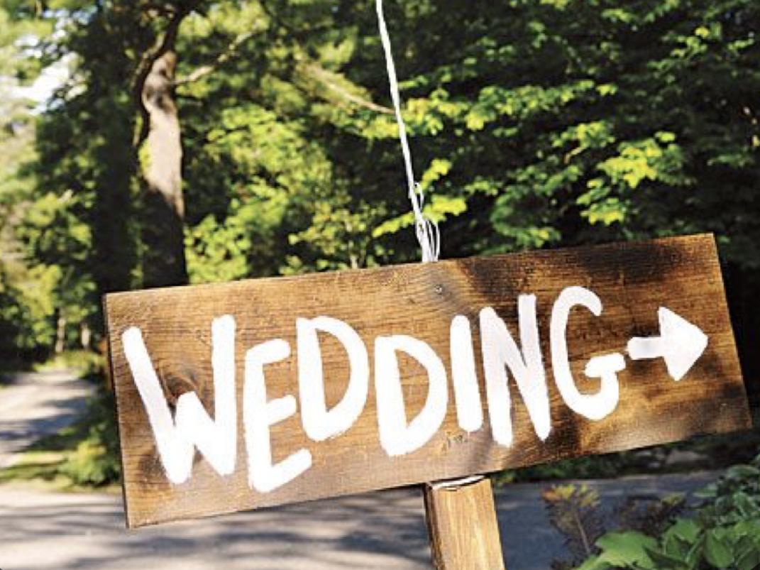 The Wedding Website of Miranda Davis and Brad Farmer