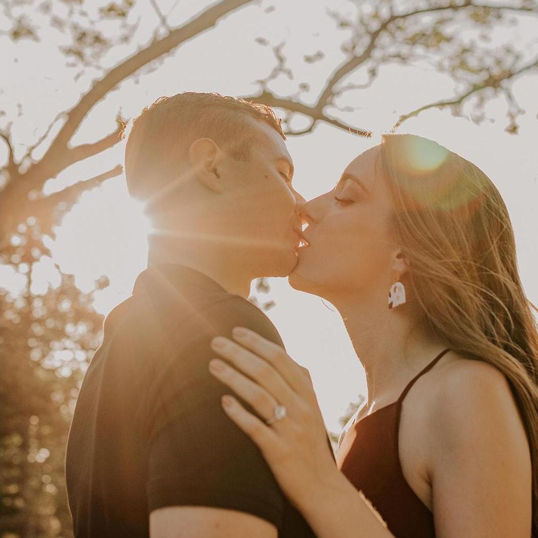 Engagement Photos - Mellon Park