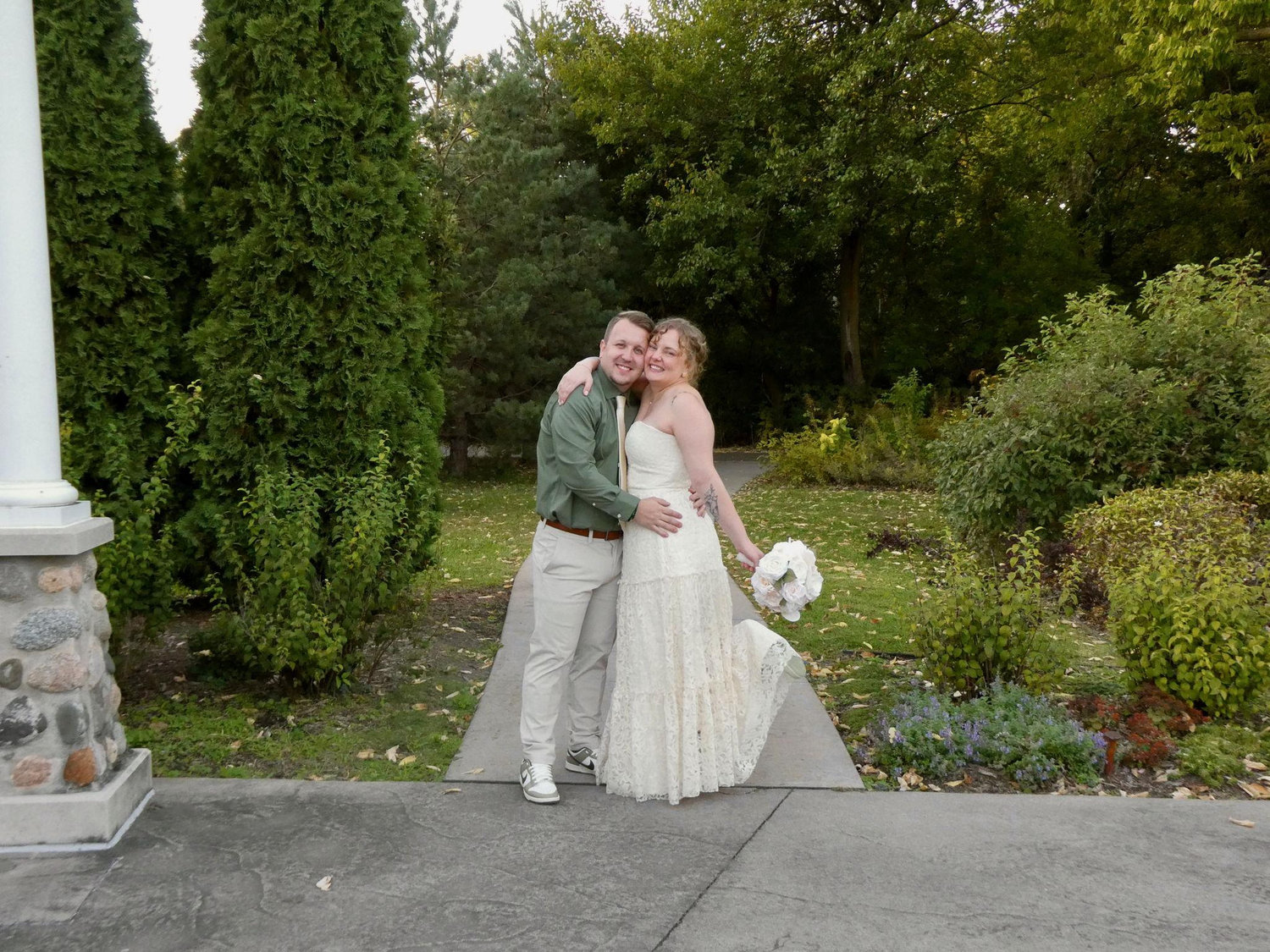 The Wedding Website of Trey Bechly and Renee Ingram Bechly