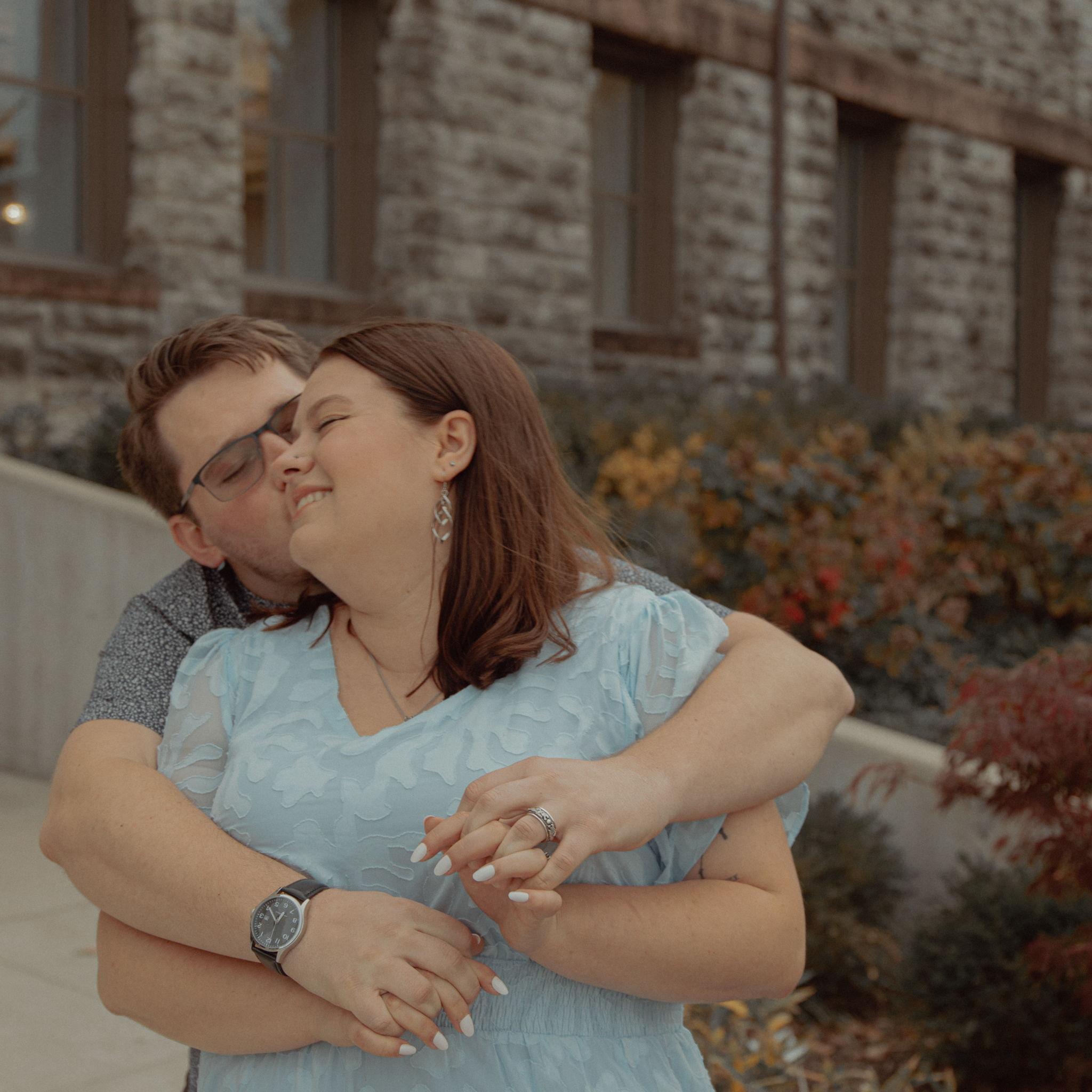 Rick was excellent at keeping the secret. 30 minutes before he popped the question, Jill interrogated him over lunch about when it was coming.