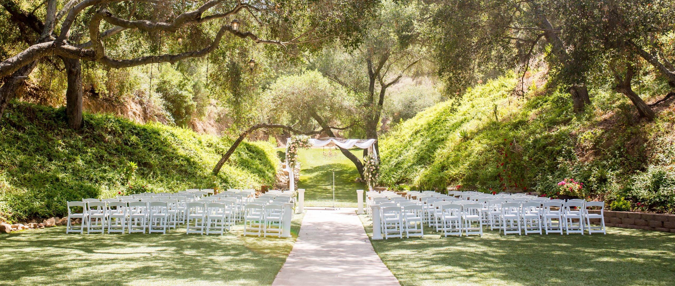 The Wedding Website of Genesea Thomas and Cory Ladderbush